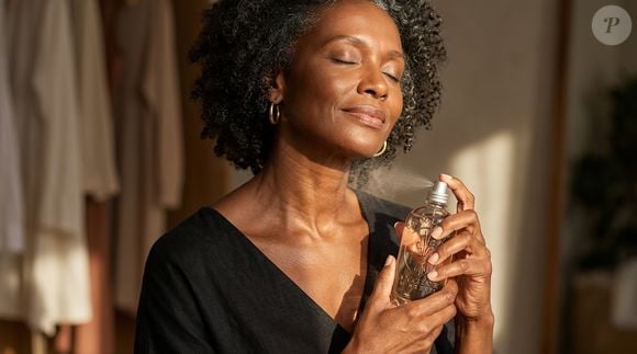 Com notas de capim-limão e tangerina, a Deo Colônia Capim-Limão Tangerina de L’Occitane au Brésil é uma opção para mulheres na menopausa que buscam uma fragrância cítrica e refrescante para os dias de fogacho, quando as ondas de calor podem tornar a rotina mais desconfortável