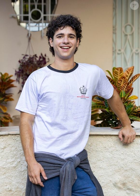 Mau mau (João Victor Gonçalves) terá seu primeiro beijo com Felipe (Pietro Antonelli)