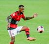 Flamengo processa Gerson na Justiça e cita que jogador ao voltar para o Brasil assinou contrato com um rival, o Cruzeiro