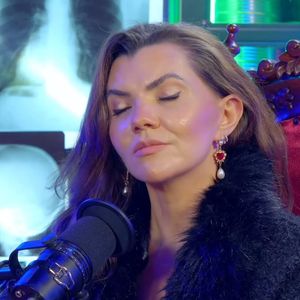 Com mais de 1,2 milhão de seguidores no YouTube, Kelida Marques lança sua previsão espiritual sobre o futuro dos líderes Brasil-EUA, destacando desafios emocionais e decisões jurídicas bombásticas