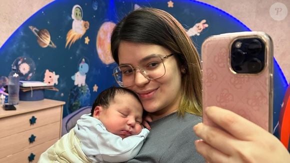 Após horas de trabalho de parto dez dedos de dilatação, Viih teve que ser submetida à cesariana de emergência