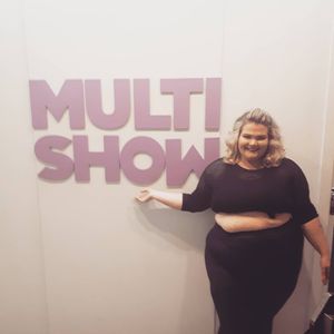 Então, Thais Carla foi apresentada a programas de televisão famosos até no Multishow