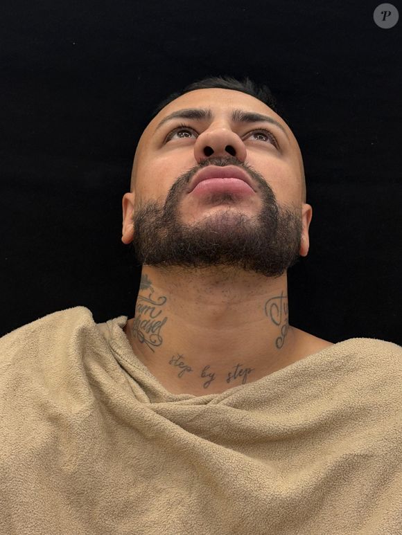 Tiveram detalhes que Eigon não queriam que ficassem tão parecidos com o nariz de Neymar, como a ponta mais caída e o dorso mais alto.