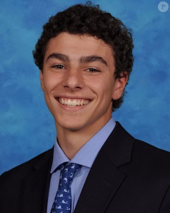 Ryan Murphy revela por que a Netflix desistiu de adaptar o caso Luigi Mangione em Monstros, da Netflix