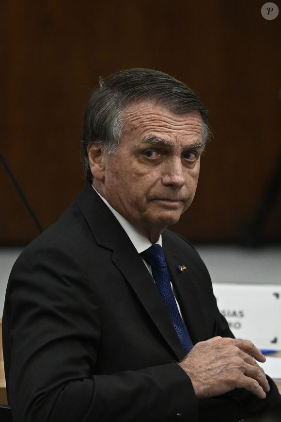 Bolsonaro lembra dos R$ 18 milhões arrecadados por apoiadores