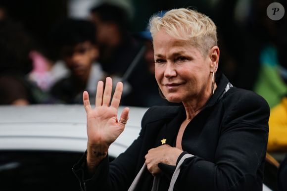 Romance entre Xuxa e John John terminou após fotos do encontro chegarem à imprensa americana