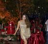 Viviane Araújo escolheu vestido elegante e curto para sua festa de 51 anos