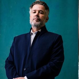 Ferette é pai de Raul em 'Três Graças'? Briga explosiva revela pistas de que Arminda esconde verdade cruel do passado