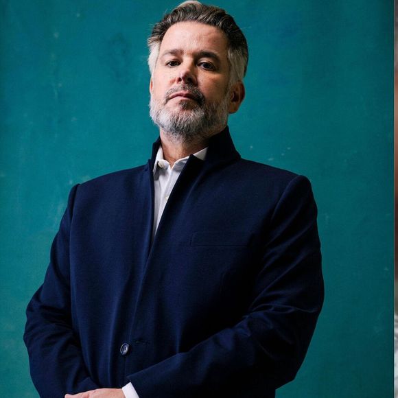 Ferette é pai de Raul em 'Três Graças'? Briga explosiva revela pistas de que Arminda esconde verdade cruel do passado