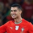 O hábito inusitado de Cristiano Ronaldo com água mineral antes de jogo: é um dos protocolos mais subestimados do esporte, derruba a fadiga e aumenta rendimento, diz médico