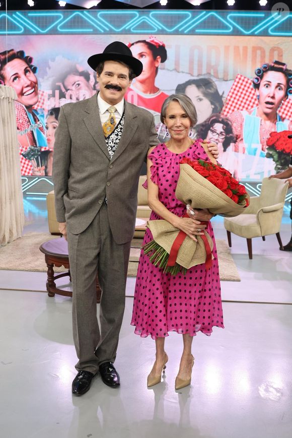 Florinda Meza também recordou o início de seu relacionamento com Bolaños, assumido quando ele ainda era casado, fato que gerou atritos que se estendem até hoje. Por isso, admitiu que já esperava ser retratada de maneira desfavorável na produção.