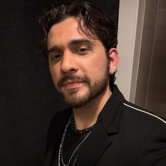 Em uma entrevista, Gustavo Mioto foi questionado se teria ciúmes de Ana Castela e Zé Felipe