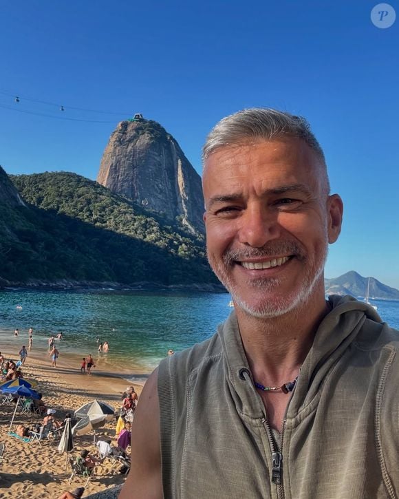Em entrevista, Leonardo Vieira revelou que um dos motivos de ter saído do Brasil é a homofobia