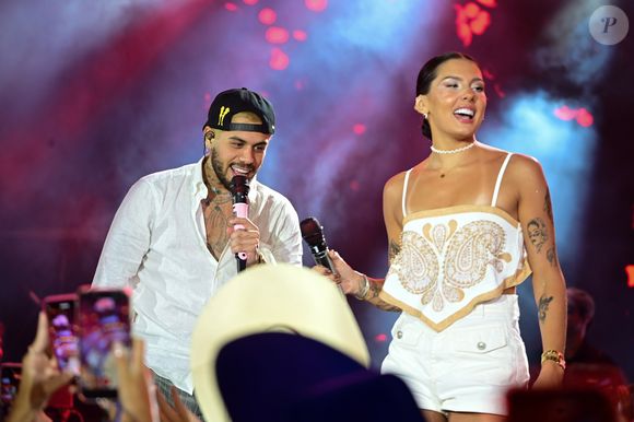 Ana Castela e Zé Felipe dividiram o palco dias depois do término, mas a ausência de contato visual durante o dueto não passou despercebida pelo público