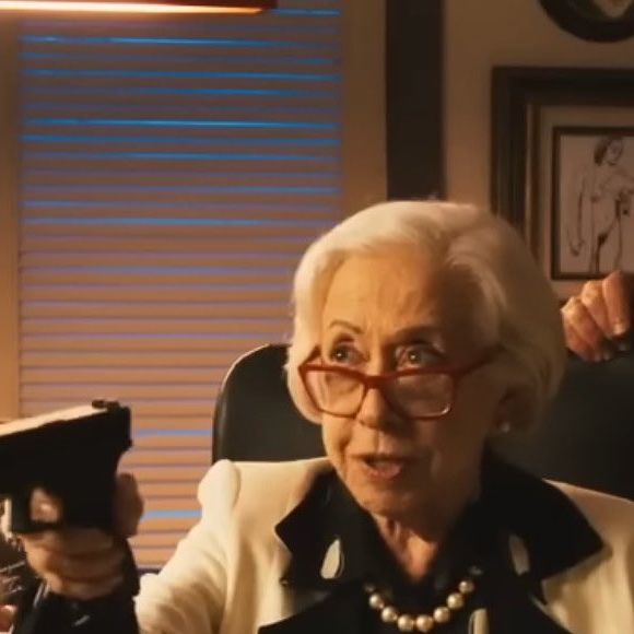 Fernanda Montenegro é protagonista do filme 'Velhos Bandidos', que estreia nos cinemas brasileiros
