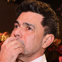 Não apenas pela declaração polêmica: SBT estuda processar Zezé Di Camargo após cancelamento de especial