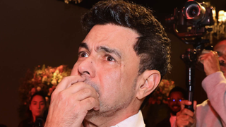 Não apenas pela declaração polêmica: SBT estuda processar Zezé Di Camargo após cancelamento de especial