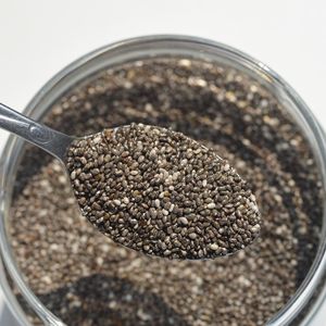 Outro ponto positivo da chia é o fato de estabilizar os níveis de açúcar no sangue, sendo uma grande aliada no controle e prevenção da diabetes