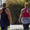 Os treinadores concordam: 'Se você quer perder peso, caminhe de 30 a 60 minutos por dia, cerca de 10.000 passos diários, e acima de tudo, seja consistente e treine de 4 a 5 dias por semana'