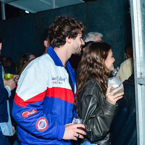 Agarradinhos, Luana Marquezine e Lucca Picon geraram rumores de affair na web, embora não tenham comentado sobre o assunto