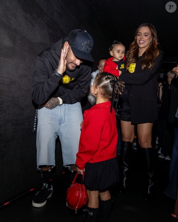 Neymar brincou com a filha Mavie em evento para lançar seu personagem Ney Ney