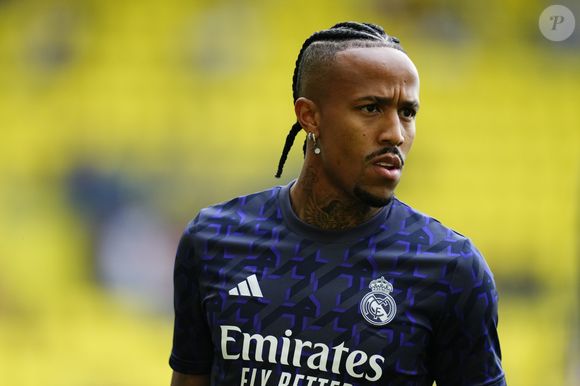Éder Militão voltou aos gramados na derrota do Real Madrid para o PSG (4 x 0) pela semifinal da Copa do Mundo de Clubes: zagueiro havia se lesionado em novembro de 2024