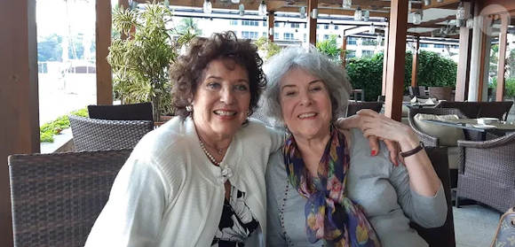 Theresa Amayo e Beatriz Lyra