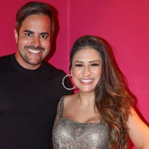 Xó, zica! Marido de Simone Mendes usa cadeira de rodas no hospital após mal-estar da mulher e do filho: 'Presente do fim de noite'