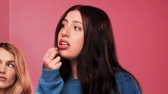 Para assistir de uma só vez: tem menos de 2h de duração, está na Netflix e tem a filha de Adam Sandler no elenco