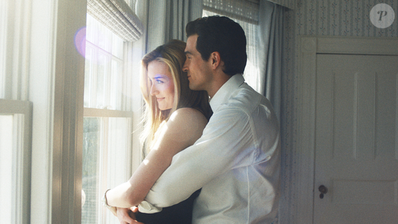 Um dos casais mais emblemáticos dos anos 1990 virou série: a história de John F. Kennedy Jr. e Carolyn Bessette