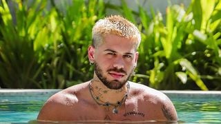 'Por isso a Ana Castela apaixonou': foto de Zé Felipe com volumão na cueca choca João Guilherme, que não perdoa. 'Já faz um OnlyFans'