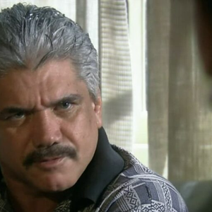 Antes da fama na TV, Jackson Antunes enfrentou dificuldades e chegou a dormir na rua ao tentar construir carreira como ator