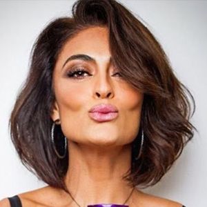 Juliana Paes também surge como inspiração para quem deseja apostar no corte chanel, mostrando como o visual curto pode ganhar diferentes interpretações e valorizar a aparência de forma moderna e elegante
