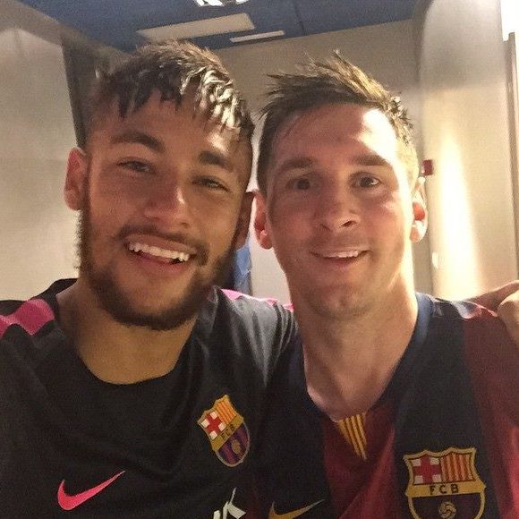 Neymar jogou junto de Messi e sempre tratou o argentino como um ídolo