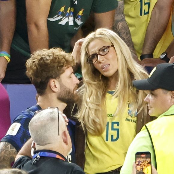 Léo Pereira e Karoline Lima tiveram a reconciliação confirmada após serem flagrados no jogo do Haiti, na semana passada