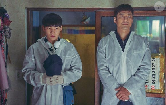 'A Caminho do Céu': Han Jeong-woo é um pai solo que ensina o filho com autismo a lidar com a morte através de um trabalho delicado