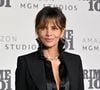 Doença sem cura fez Halle Berry, hoje aos 59 anos, adotar dieta cetogênica; atriz toma uma taça de vinho por dia. 'Me ajudou a ficar em forma'
