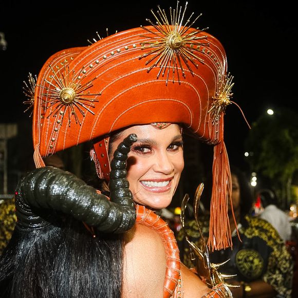 Flávia Alessandra está fazendo sua estreia no Carnaval como musa do Salgueiro