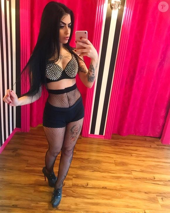 Sempre ousada, MC Mirella fez sucesso com músicas como 'Te Amo Piranha' e 'Quer Mais?'