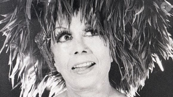 Frase icônica de Dercy Gonçalves: "Não tenho medo de morrer. Eu não vou morrer, eu vou desaparecer."
