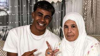 Fátima, avó de Lamine Yamal, craque da Espanha: 'Esse menino não é do Marrocos, ele nasceu aqui e foi criado aqui'