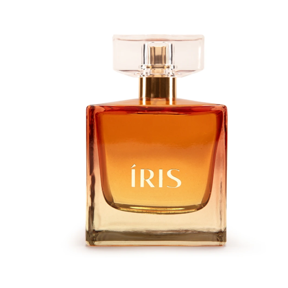 O perfume Íris, da Avatim, facilmente seria usado pela Carminha. Ele ressalta suas nuances cremosas, com mel de cacau, além de lírio, flor de lótus, sem falar nas notas amadeiradas