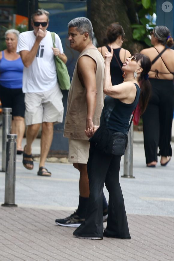 Laura de 'Tieta', Claudia Alencar conheceu o namorado, o advogado Emanuel Brito, durante almoço em casa de amiga em comum