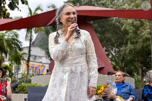 Regina Duarte compartilhou foto de Leila Diniz em manifestação contra o Regime Militar, mas post sugeria apoio da falecida artista à aquele governo