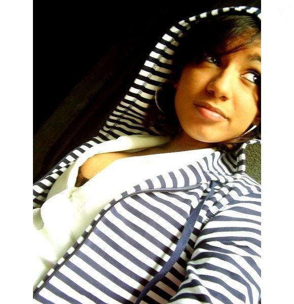 Até a Anitta já teve aquela fase de fotos estranhas com câmeras digitais