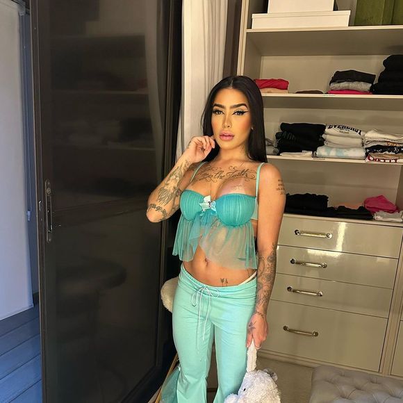 Outro ponto revelado por Mirella é que ela tem medo de que seus áudios íntimos e gemidos se tornem meme na internet.