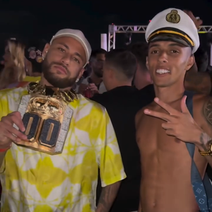 Neymar ganhou colar de R$ 2 milhões de Buzeira