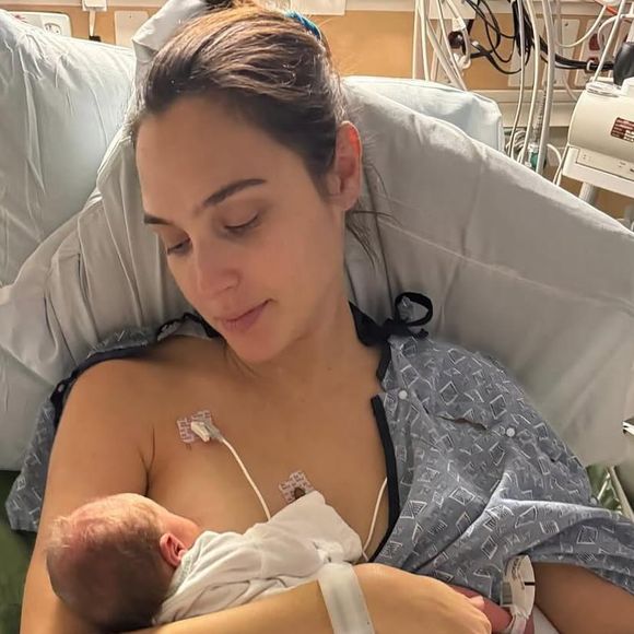 Gal Gadot contou que chegou a perder visão e audição diante de coágulo no cérebro.