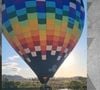 Vinte pessoas além do piloto embarcaram no balão em em Praia Grande (SC) no último sábado