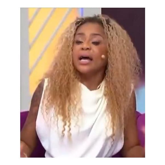 Cariúcha comentou: 'É o fim dos tempos dar um vibrador para uma criança de doze anos! Um absurdo'.